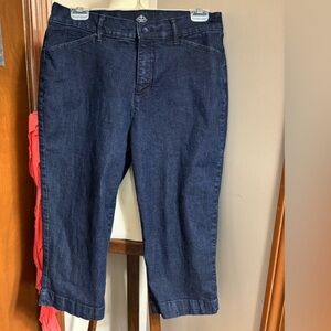 St John’s Bay jeans Capri
#11